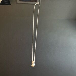 Elegant Silver Pendant Necklace